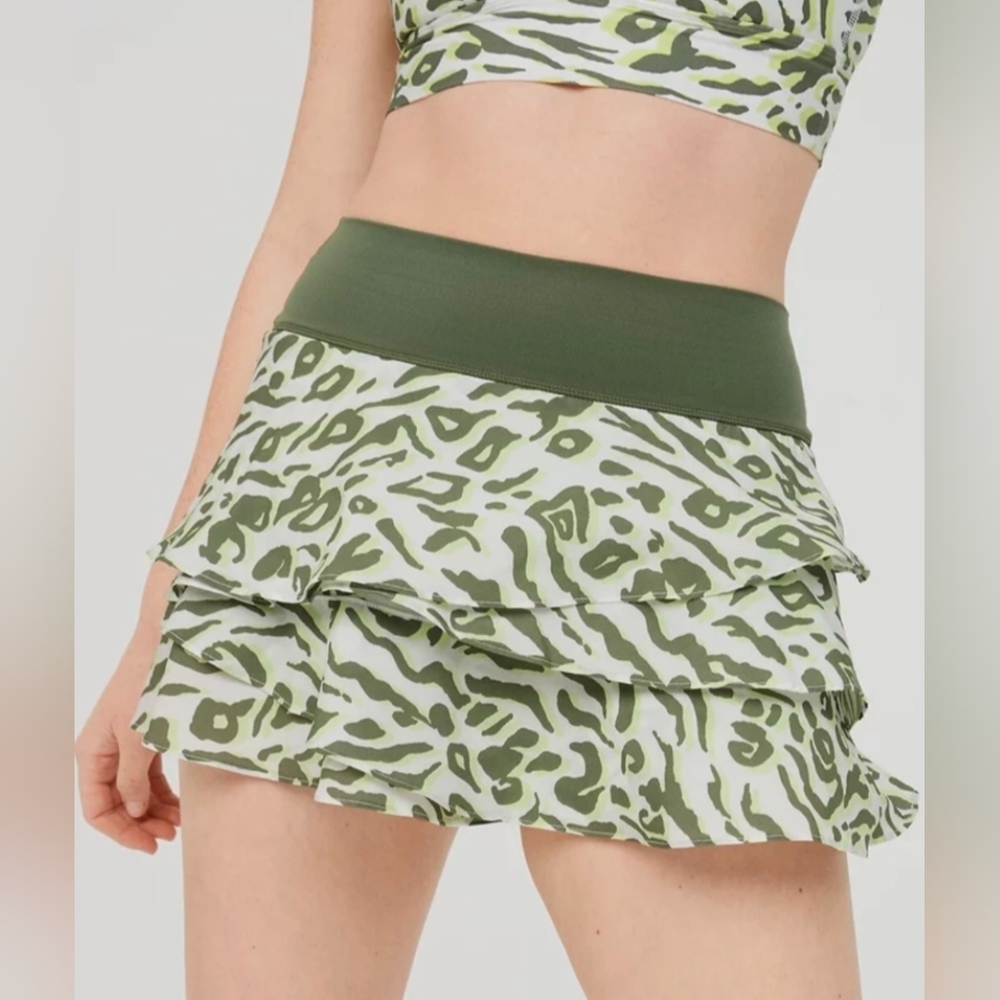 OFFLINE By Aerie Maggie Ruffle Tennis Skirt Olive and Cream Pattern Size XXL